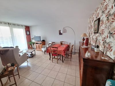 /international/fr/villefranche-sur-saone-ile-de-france-310101079586/?lang=en