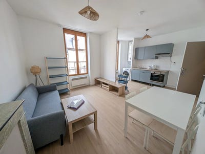 /international/fr/bourges-centre-val-de-loire-310108314129/