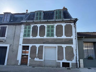 /international/fr/sauveterre-de-bearn-aquitaine-310106401728/