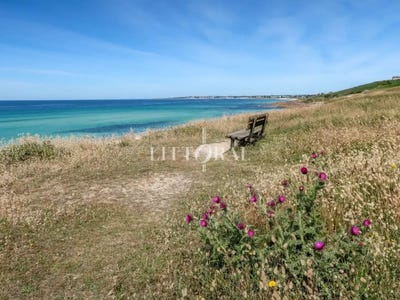 /international/fr/plozevet-brittany-120092656312/