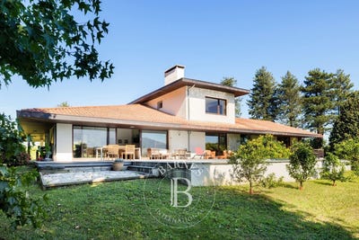 /international/fr/urrugne-aquitaine-310106682300/