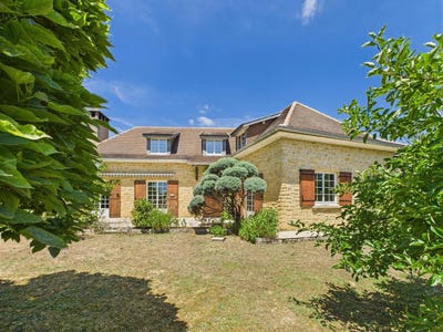 /international/fr/coutras-aquitaine-310100915026/
