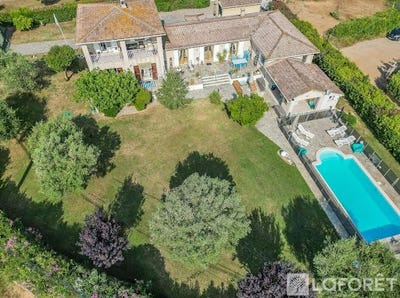 /international/fr/querciolo-corsica-310106577894/