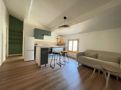/international/fr/pezenas-languedoc-roussillon-310108996268/?lang=th