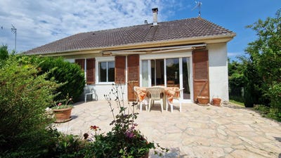 /international/fr/maintenon-centre-val-de-loire-310108926660/
