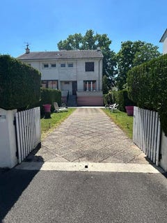 /international/fr/neuilly-les-dijon-burgundy-310108369289/