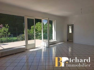 /international/fr/laon-picardie-310107367867/