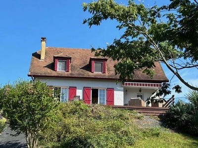 /international/fr/sauveterre-de-bearn-aquitaine-120094441229/