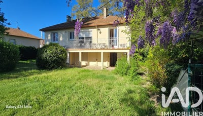 /international/fr/vallon-en-sully-auvergne-310102723364/