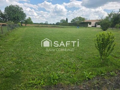 /international/fr/saint-georges-des-coteaux-charente-310108136542/
