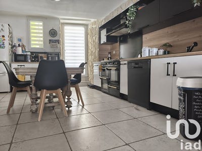 /international/fr/villelaure-provence-alpes-cote-d-azur-310101413388/
