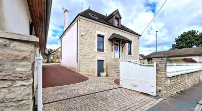 /international/fr/chalon-sur-saone-burgundy-310107599357/