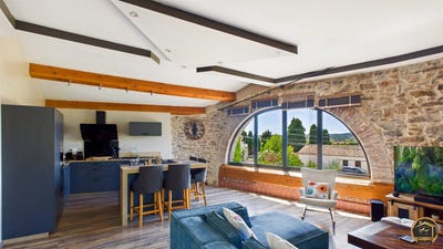 /international/fr/ginestas-languedoc-roussillon-310108996059/