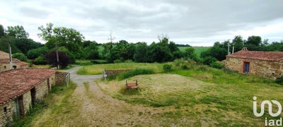 /international/fr/l-hermenault-pays-de-la-loire-310099653453/