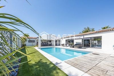 /international/fr/bessines-charente-310108898886/