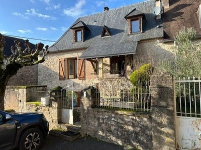 /international/fr/cherveix-cubas-aquitaine-310099467128/