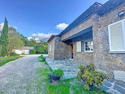 /international/fr/ajaccio-corsica-310105264809/