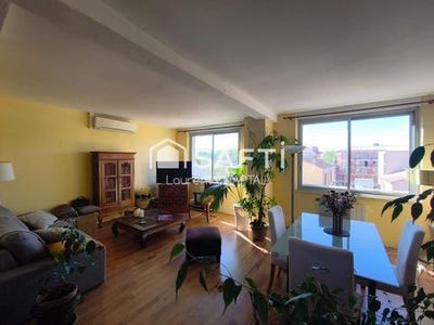 /international/fr/carcassonne-languedoc-roussillon-310107564003/