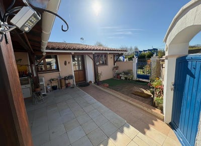 /international/fr/saintes-charente-310109100820/