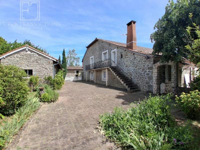 /international/fr/saint-saud-lacoussiere-aquitaine-310109228169/