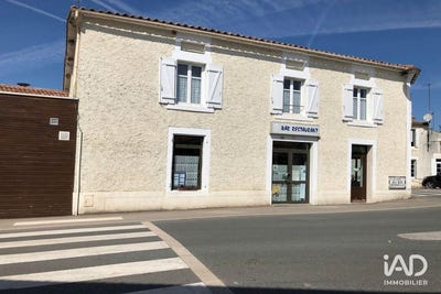/international/fr/saint-cyr-des-gats-pays-de-la-loire-310104511519/