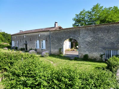 /international/fr/monsegur-aquitaine-310101230462/?lang=fr