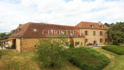 /international/fr/excideuil-aquitaine-310107907176/