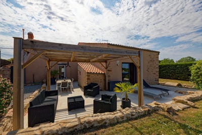 /international/fr/lege-pays-de-la-loire-310109533583/
