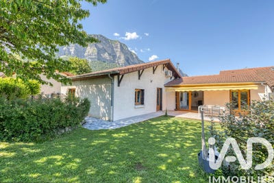 /international/fr/crolles-rhone-310108373086/