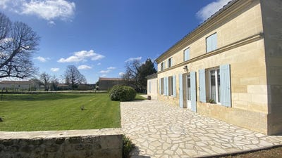 /international/fr/champagnolles-charente-310099561853/