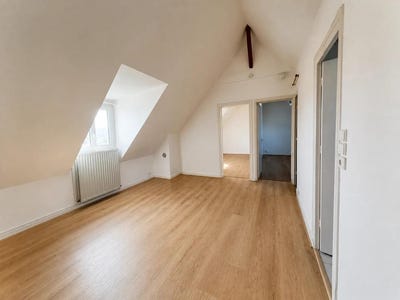 /international/fr/tours-centre-val-de-loire-310119950722/
