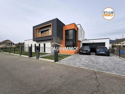 /international/fr/thann-alsace-310106973505/