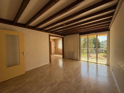 /international/fr/lons-le-saunier-franche-comte-310108556071/