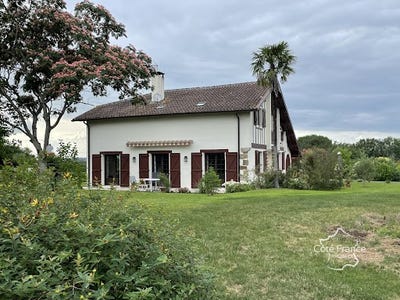 /international/fr/salies-de-bearn-aquitaine-310097508373/