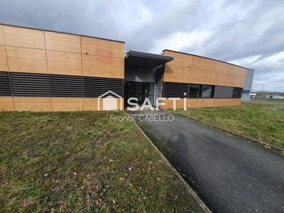 /international/fr/creuzier-le-neuf-auvergne-310107220840/