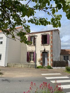 /international/fr/avrille-pays-de-la-loire-310104464591/