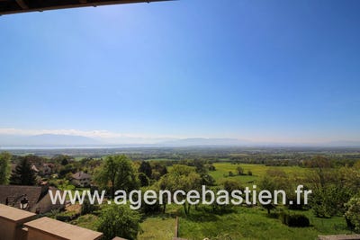 /international/fr/grilly-aquitaine-120096207993/