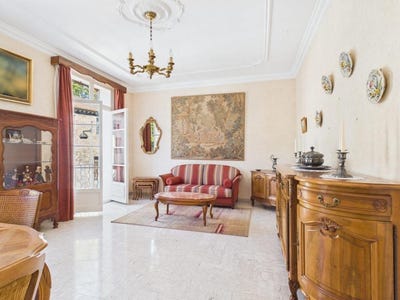 /international/fr/avignon-provence-alpes-cote-d-azur-310108954165/