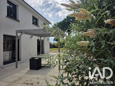 /international/fr/plouguenast-brittany-310109148054/?lang=fr
