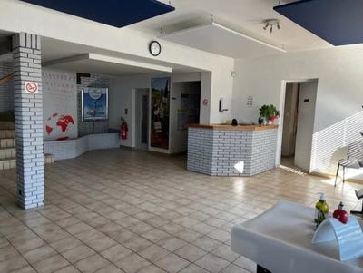 /international/fr/roussillon-burgundy-310105832646/