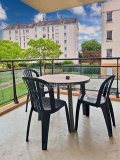 /international/fr/laval-pays-de-la-loire-310101389817/?lang=zh-tw