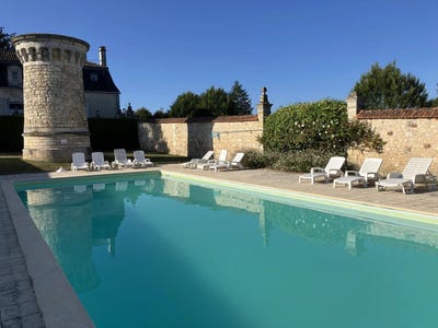 /international/fr/charras-charente-310102931867/