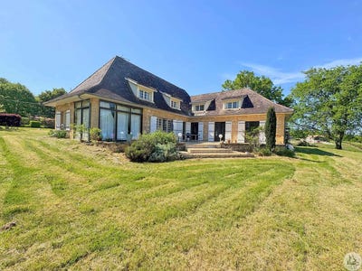 /international/fr/monpazier-aquitaine-310101252169/