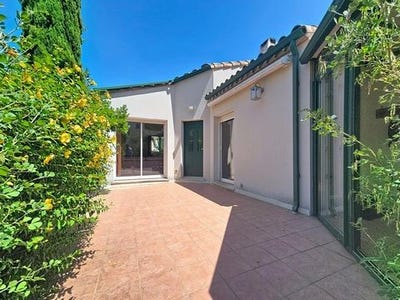 /international/fr/les-aires-languedoc-roussillon-310108530690/