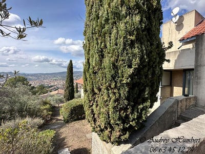 /international/fr/manosque-provence-alpes-cote-d-azur-310098476608/