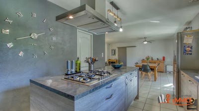 /international/fr/corbelin-rhone-310106199443/