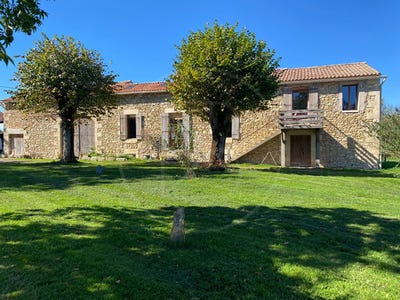 /international/fr/gensac-aquitaine-310108453425/