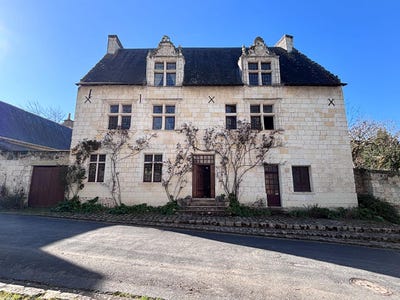 /international/fr/gennes-val-de-loire-pays-de-la-loire-310105649474/