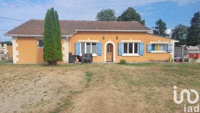 /international/fr/les-eglisottes-et-chalaures-aquitaine-310100697740/