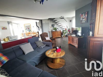 /international/fr/dollon-pays-de-la-loire-310100103516/